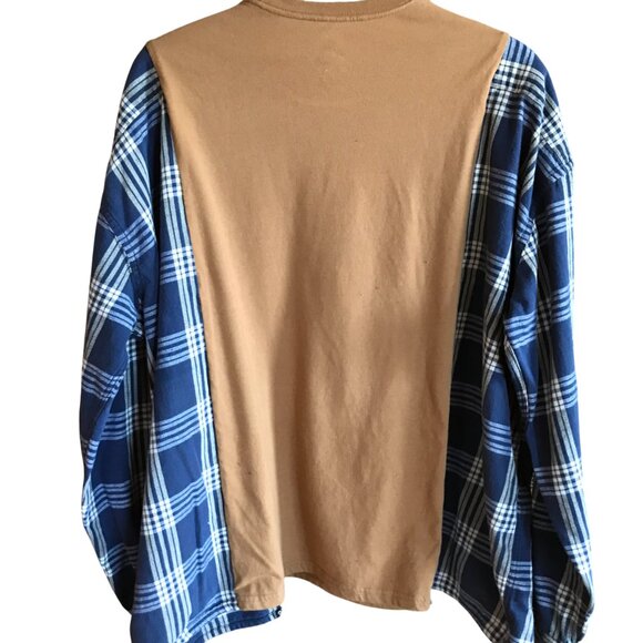 Reworked Flannel Shirt, Plus Size: Upcycled Oversized Thankful Blessed Graphic - Picture 3 of 10